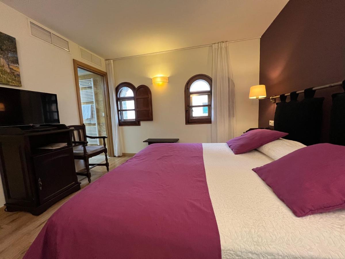 Double or Twin Room,1187501317:JPEG
